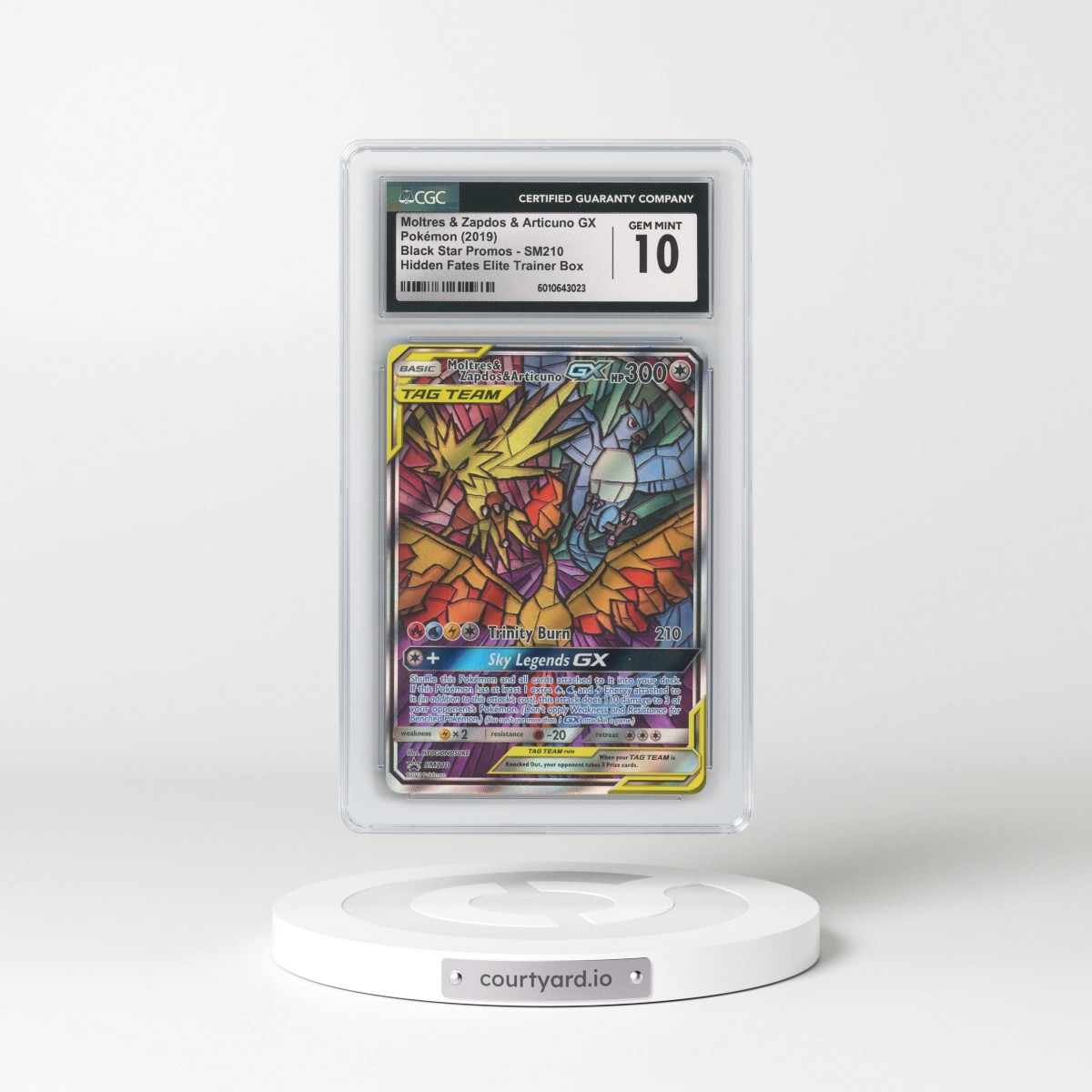 2016 Black Star Promos - Sun & Moon #SM210 Moltres &amp; Zapdos &amp; Articuno GX - Hidden Fates Elite Trainer Box (Holo) (CGC 10 GEM MINT)