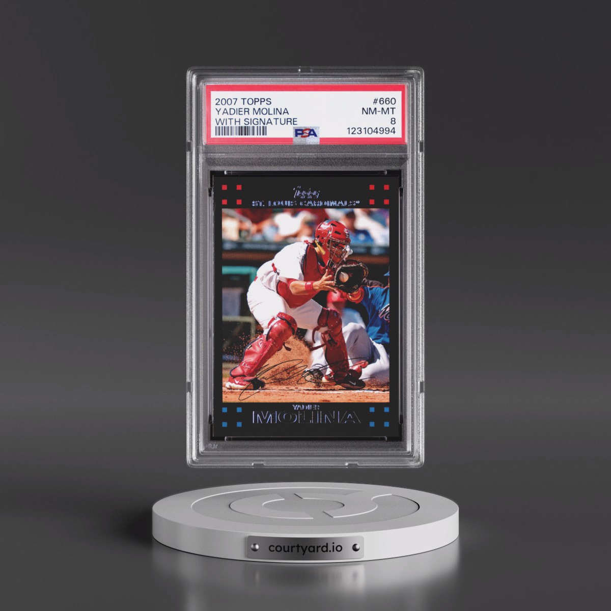 2007 Topps #660 Yadier Molina - With Signature (PSA 8 NM-MT)