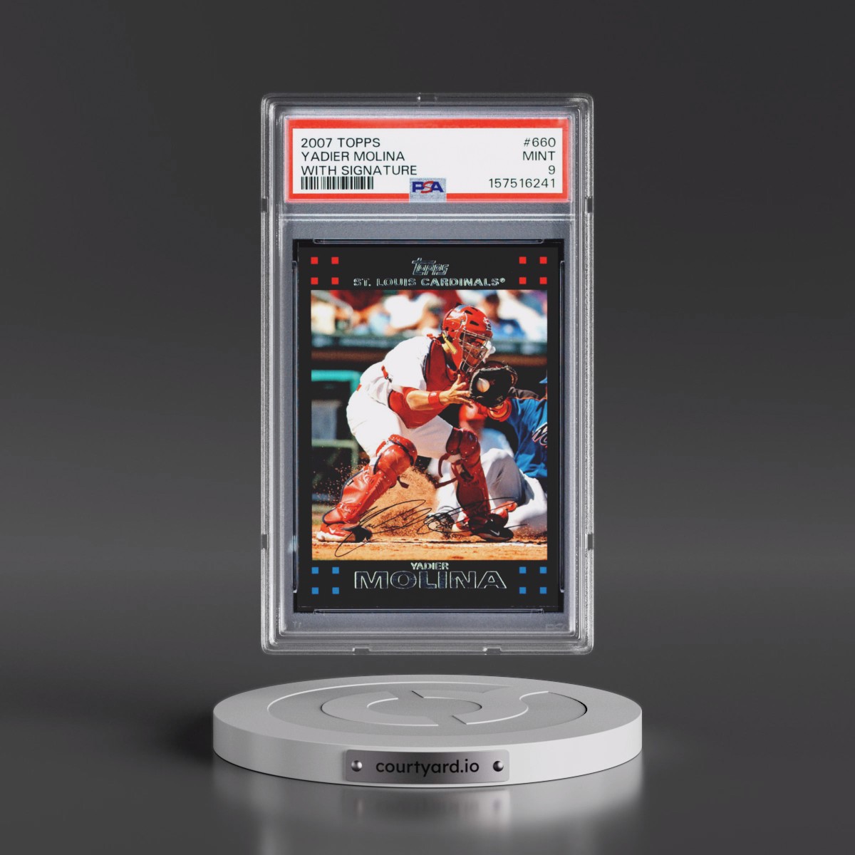 2007 Topps #660 Yadier Molina - With Signature (PSA 9 MINT)