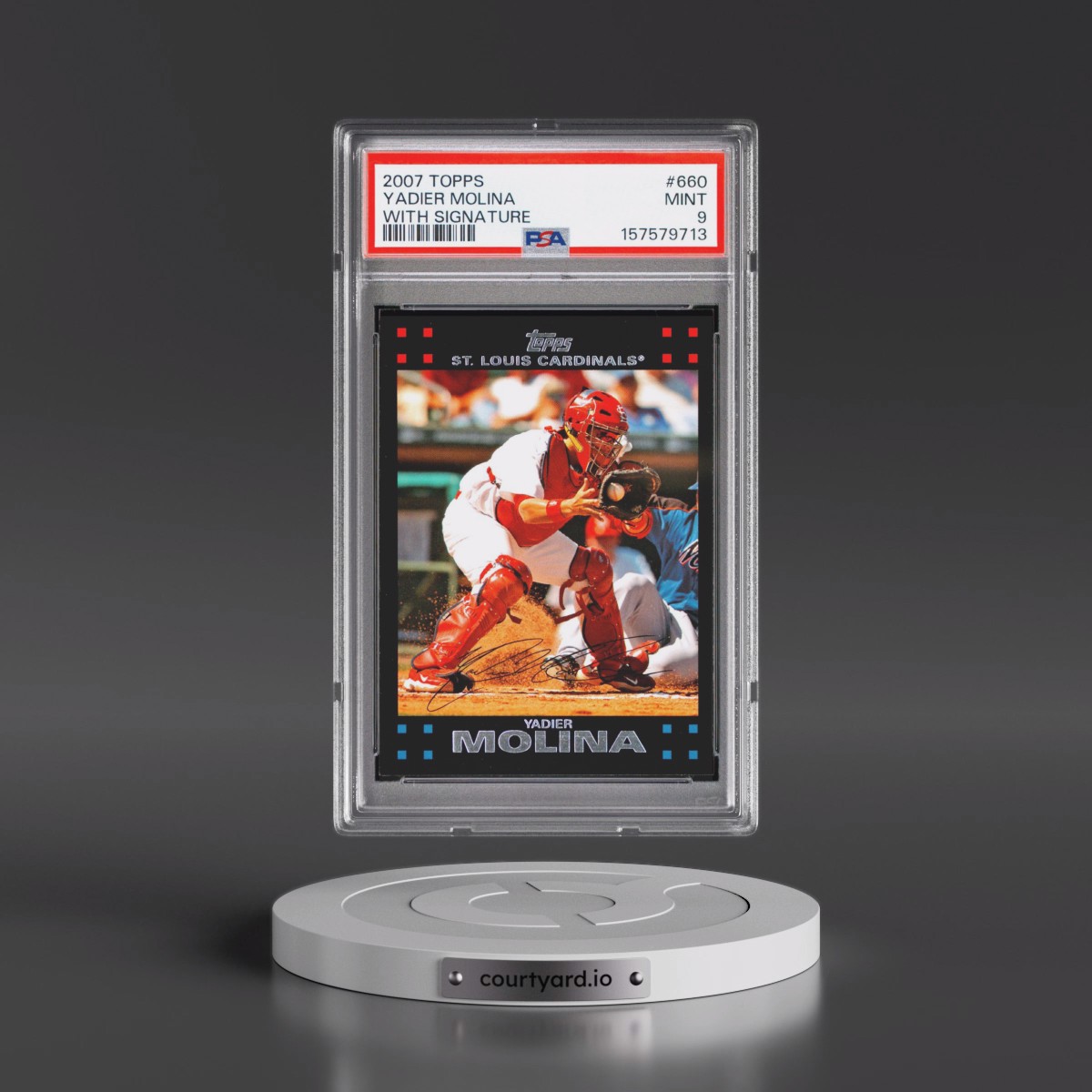 2007 Topps #660 Yadier Molina - With Signature (PSA 9 MINT)