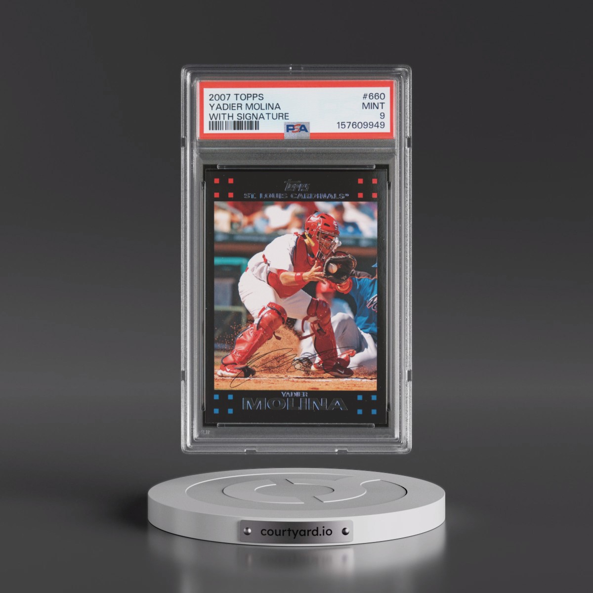 2007 Topps #660 Yadier Molina - With Signature (PSA 9 MINT)