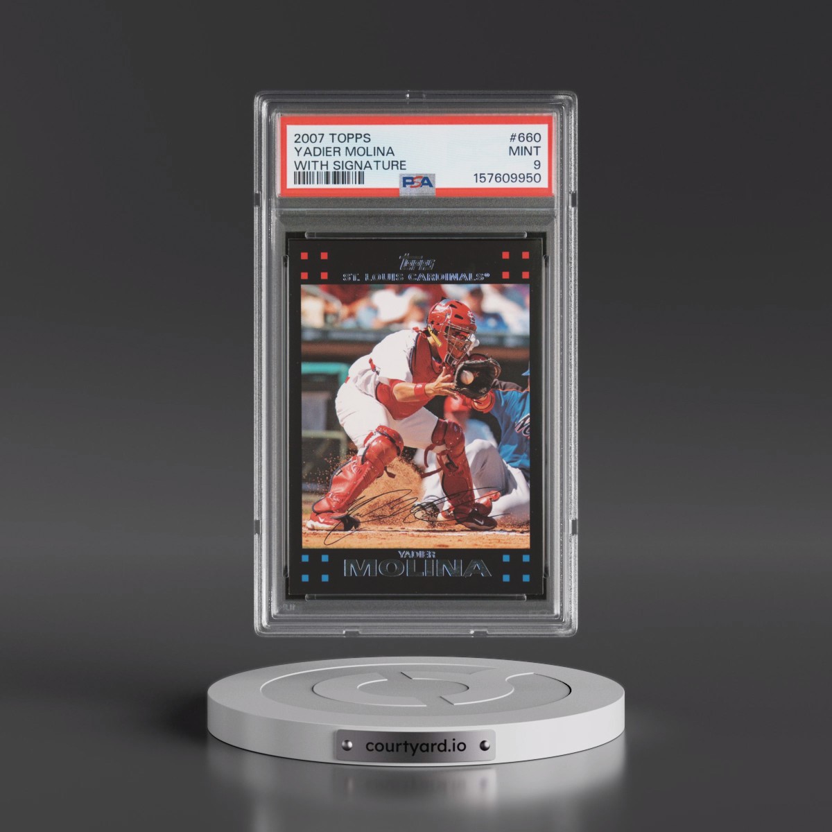 2007 Topps #660 Yadier Molina - With Signature (PSA 9 MINT)