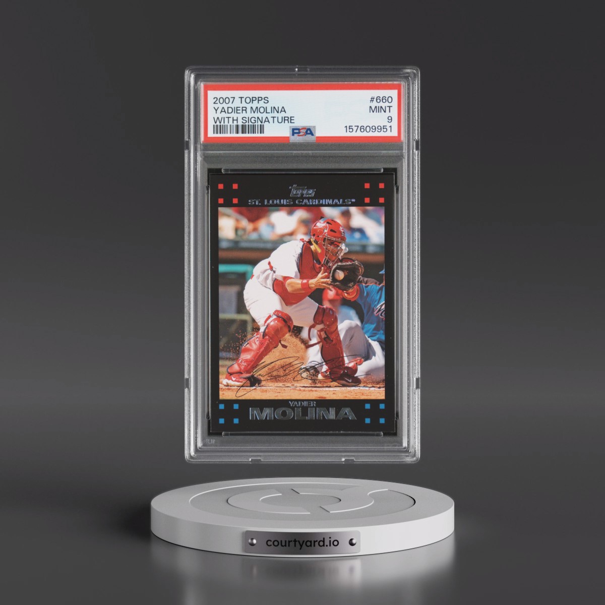2007 Topps #660 Yadier Molina - With Signature (PSA 9 MINT)