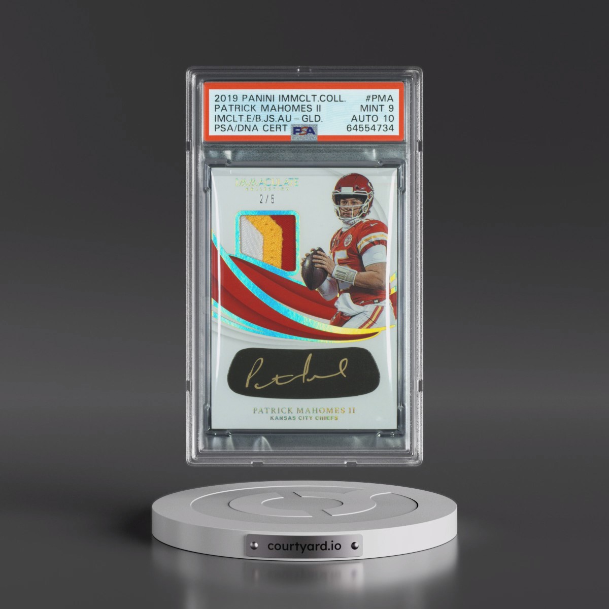 2019 Panini Immaculate Collection Immaculate Eye Black Jersey Autograph #PMA Patrick Mahomes II - Gold (PSA 9 MINT)