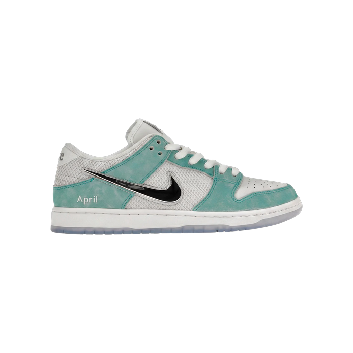 Nike SB Dunk Low April Skateboards - Size 9.5